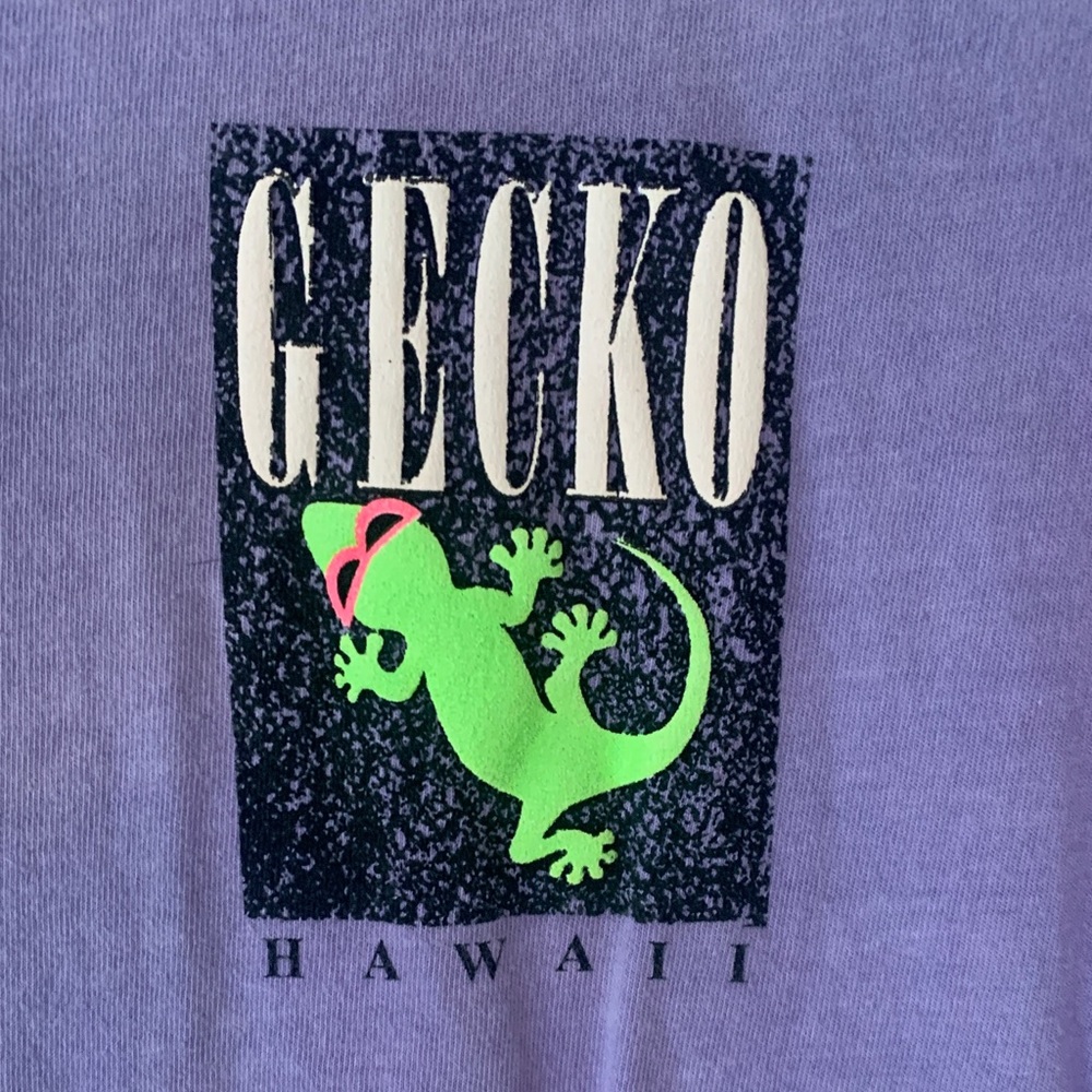 Gecko Hawaii Hyperflash Purple Tee